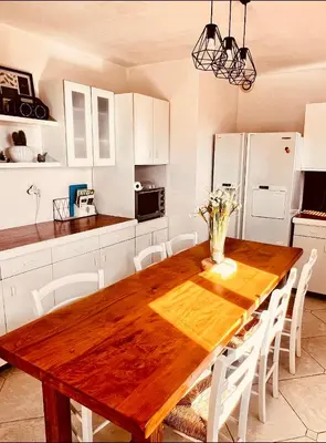 Cuisine ou kitchenette dans l'établissement Villa Chris-Aurelie