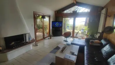 Télévision ou salle de divertissement dans l'établissement Maison de campagne vue panoramique