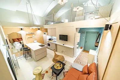 Télévision ou salle de divertissement dans l'établissement Le petit chazette -Appartement calme dans les pentes de la croix rousse