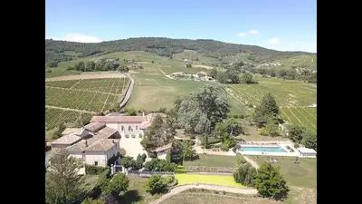 Vue générale sur la montagne ou vue sur la montagne depuis la maison de vacances