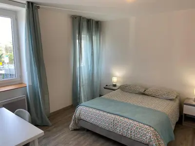 Un ou plusieurs lits dans un hébergement de l'établissement Maison des Balmes proche Lyon