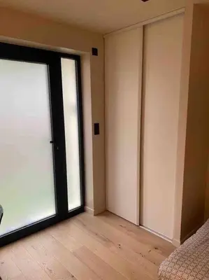 Un ou plusieurs lits dans un hébergement de l'établissement Studio équipé en rez de jardin