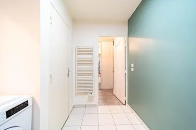 Plan de l'établissement Le petit Montel- studio avec garage-métro Valmy