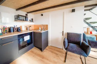 Cuisine ou kitchenette dans l'établissement The Little Dumont - 2-person Apartment - Croix-Rousse