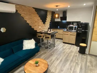 Cuisine ou kitchenette dans l'établissement Maison Cosyli