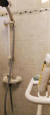 Salle de bains dans l'établissement Chambre 20 m2 S de B et WC privés, Garage