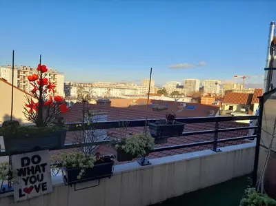 Vue générale sur Villeurbanne ou vue de la ville depuis l'appartement