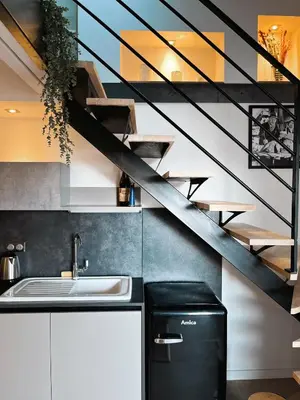 Cuisine ou kitchenette dans l'établissement Bulles en Beaujolais Spa & Sauna