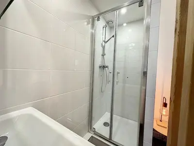 Salle de bains dans l'établissement Appartement confortable Lyon Part Dieu Felix 1