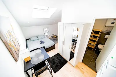 Cuisine ou kitchenette dans l'établissement Le Californie - Agréable studio - wifi inclus