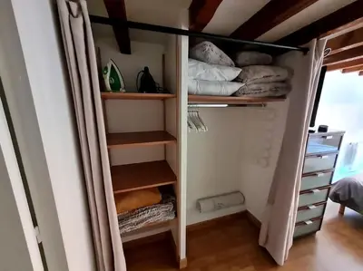 Un ou plusieurs lits superposés dans un hébergement de l'établissement Duplex atypique loft Lyon 6