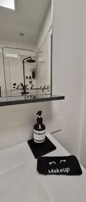 Plan de l'établissement Suite Passion - Jacuzzi privé - Table massage