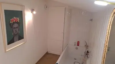 Salle de bains dans l'établissement La Thibaude - Maison Vigneronne à Charly (proche Lyon)