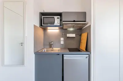 Cuisine ou kitchenette dans l'établissement Student Factory Lyon Parilly