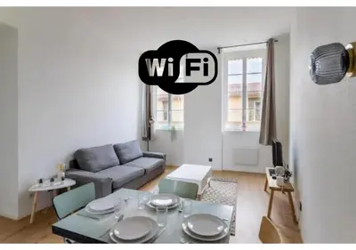 Coin salon dans l'établissement Appartement 2 chambres, calme garanti