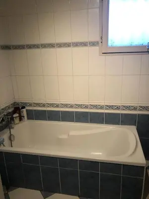 Salle de bains dans l'établissement Grande maison à Vaulx en Velin Carré de Soie
