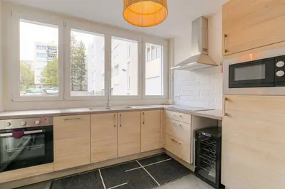 Cuisine ou kitchenette dans l'établissement Élégant et Spacieux idéal déplacement Pro