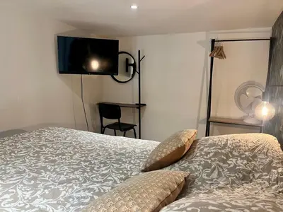 Un ou plusieurs lits dans un hébergement de l'établissement Suite Titouan - Appartement 2 personnes - Check in h24 & Wifi