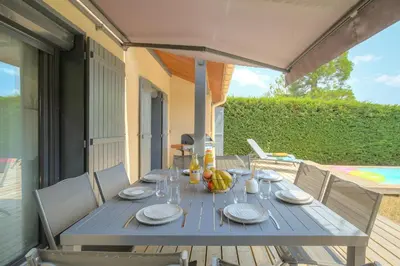 Boissons dans l'établissement Sunny House - Villa 4 chambres - Saint Genis Les Ollières