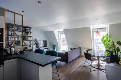 Cuisine ou kitchenette dans l'établissement Lyon Premium - Aux Berges du Rhône