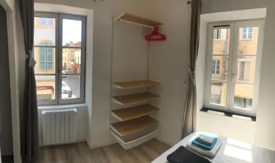 Plan de l'établissement Joli logement au centre de Trévoux