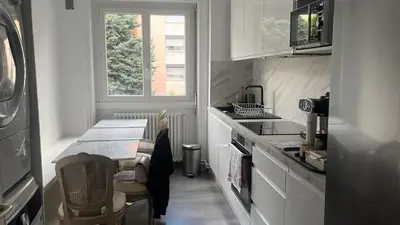 Cuisine ou kitchenette dans l'établissement Guillaume Cityscape