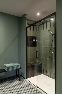 Salle de bains dans l'établissement Domaine de Bellescize