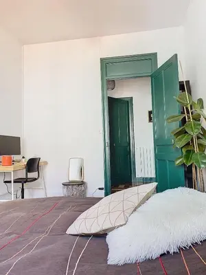 Coin salon dans l'établissement Spacieux T3 80m2 plein centre presque ile !