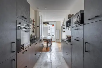 Cuisine ou kitchenette dans l'établissement Gusman - Longue durée dans le 2ème arrondissement