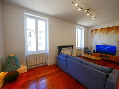 Télévision ou salle de divertissement dans l'établissement gîte de Saint Alban