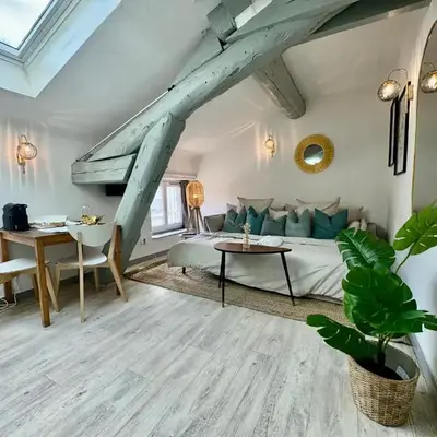 Suite Jota - Appartement 2 personnes - Check in h24 & Wifi
