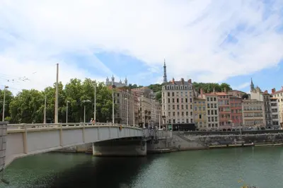 Vue sur la rivière ou le fleuve situé(e) à proximité de l'appartement