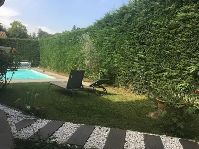 Piscine de l'établissement villa Lyon Collonges au mont d'or: Piscine/Bocuse ou située à proximité