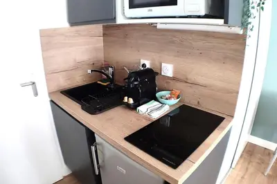Cuisine ou kitchenette dans l'établissement LET'S - Le Jules -Part dieu Wifi