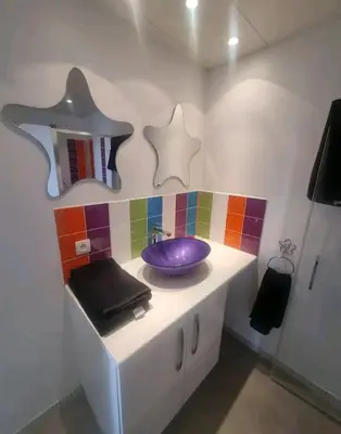 Cuisine ou kitchenette dans l'établissement Studio Cosy, jardin privatif