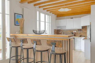 Plan de l'établissement Charmant et Chaleureux avec garage privé