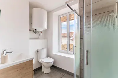 Salle de bains dans l'établissement Chez Quentin & Thibaut