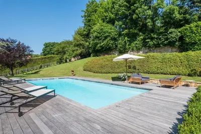 Piscine de l'établissement Le Pressoir - Newly refurbished house with contemporary decoration ou située à proximité