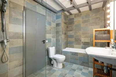 Salle de bains dans l'établissement Les Voutes - Beautiful property with swimming pool