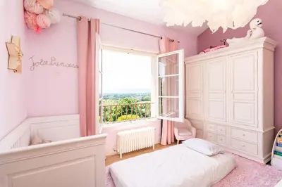 Un ou plusieurs lits dans un hébergement de l'établissement Le Mas - House with swimming pool in a privileged environment