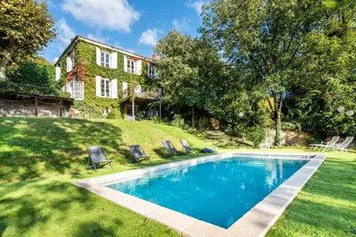Piscine de l'établissement The jewel an exceptional house in the middle of greenery ou située à proximité