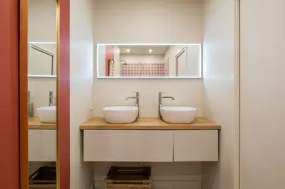Salle de bains dans l'établissement Sand - Renovated top floor apartment