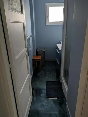 Salle de bains dans l'établissement chambre a2