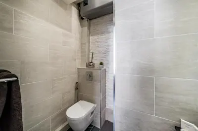 Salle de bains dans l'établissement Escapade urbaine- Monchat- Lyon