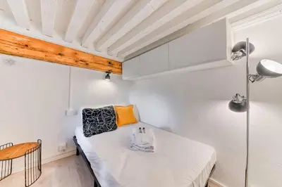 Un ou plusieurs lits dans un hébergement de l'établissement GuestReady - Calming Respite in Vieux Lyon