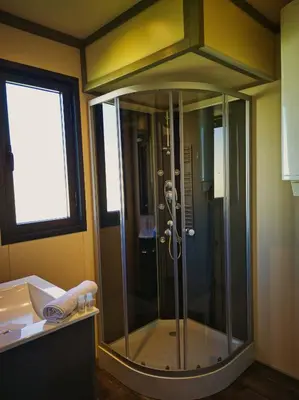 Salle de bains dans l'établissement Lodge Hôtel & Spa Les Voiles du Grand Large