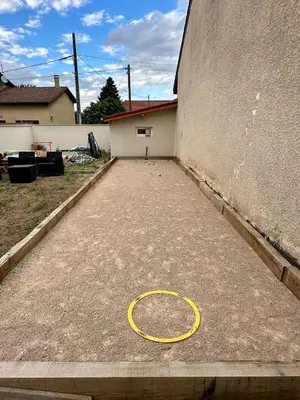 Plan de l'établissement Agréable maison rénovée, en ville et au calme !