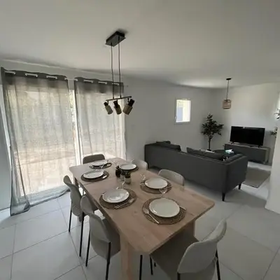 Maison Chaleureuse 2