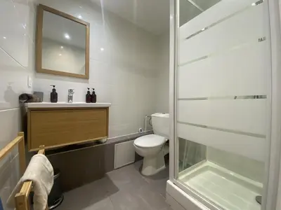 Salle de bains dans l'établissement Le Saint-Georges, BNBConciergerie