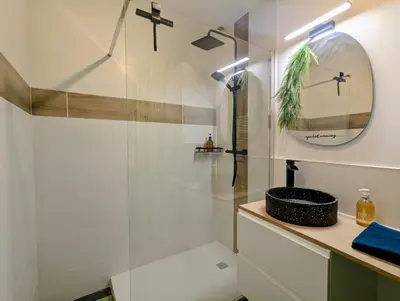 Salle de bains dans l'établissement Le Phoenix